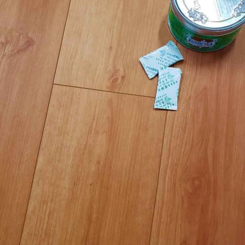 pisos-vinilicos-sense-nogal-otranto-5